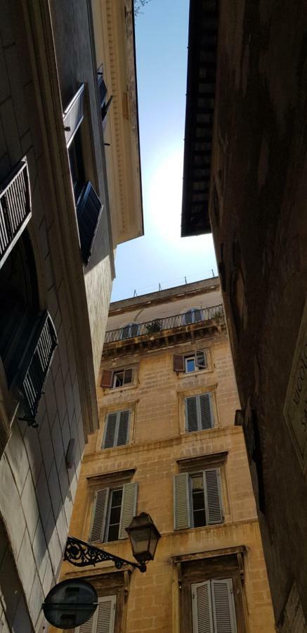 דירות רומא Campo De Fiori House מראה חיצוני תמונה