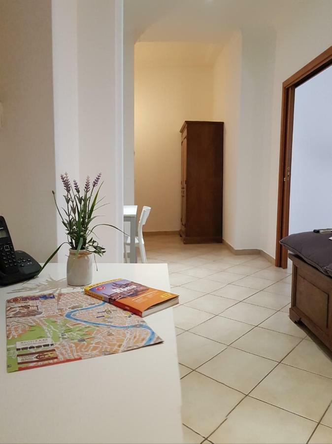 דירות רומא Campo De Fiori House מראה חיצוני תמונה